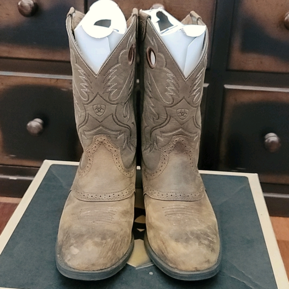 Ariat brown bomber cowboy boots 4